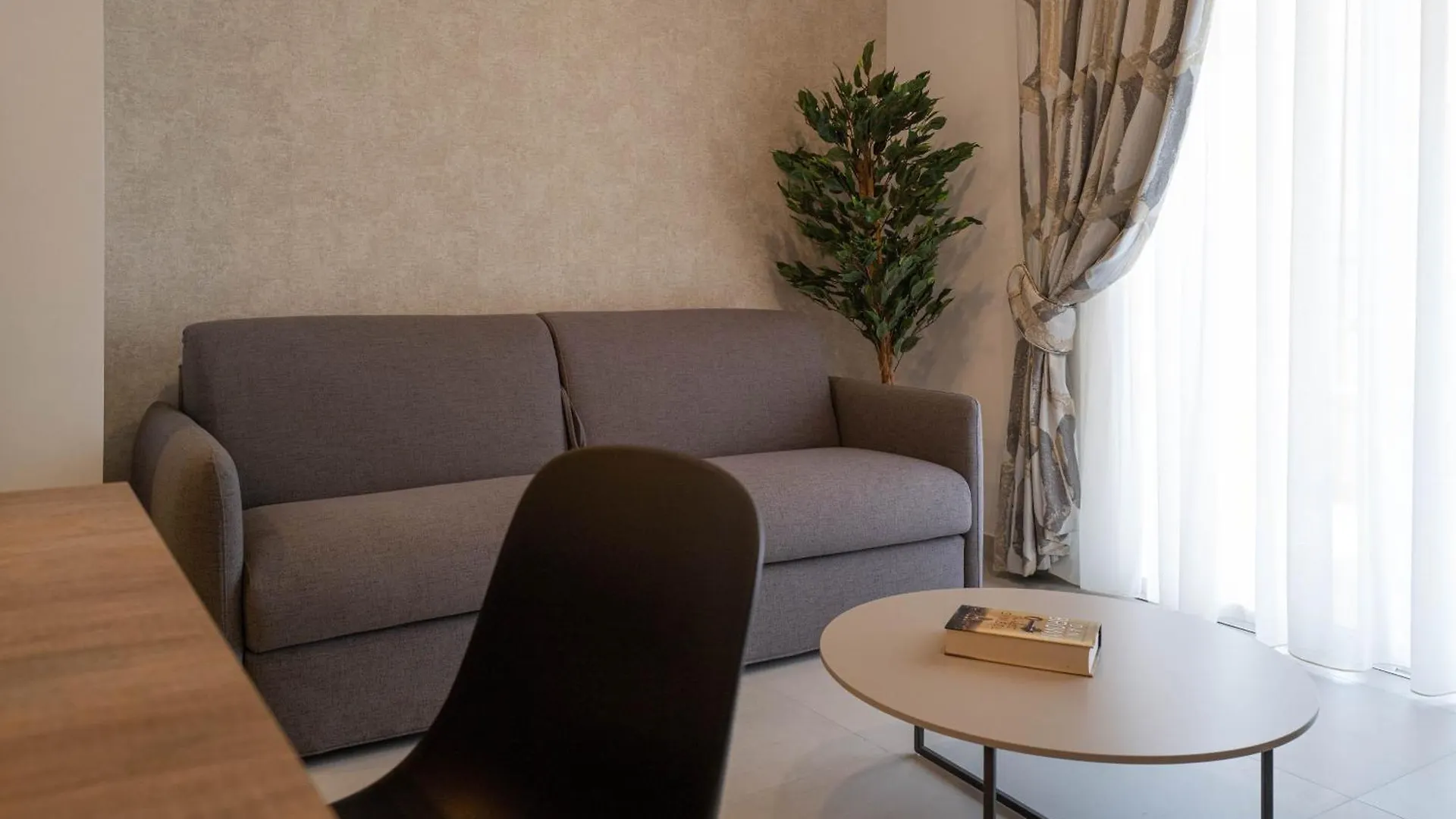 Portside Lodge Marsaskala Malta