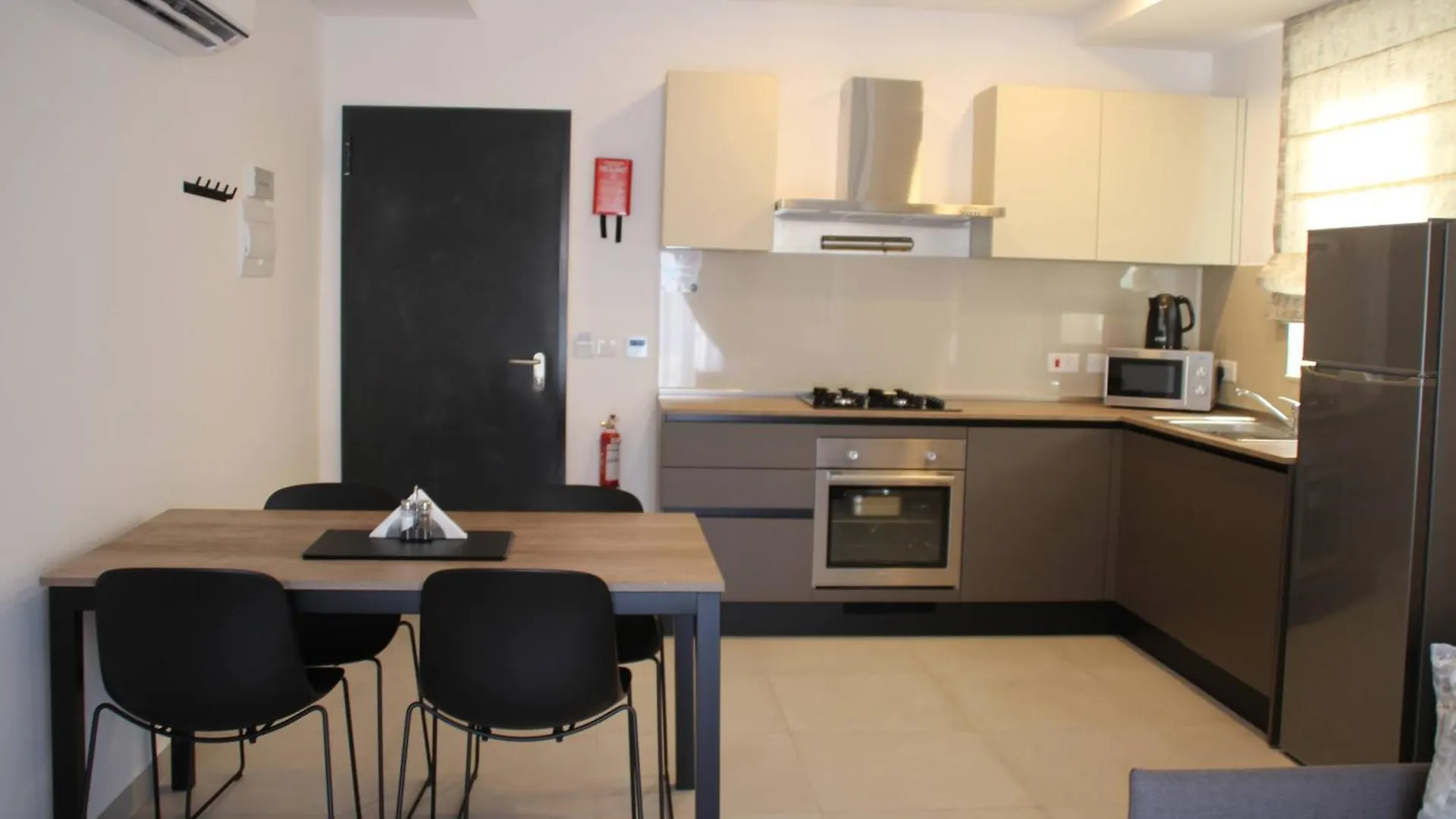 Portside Lodge Marsaskala Malta