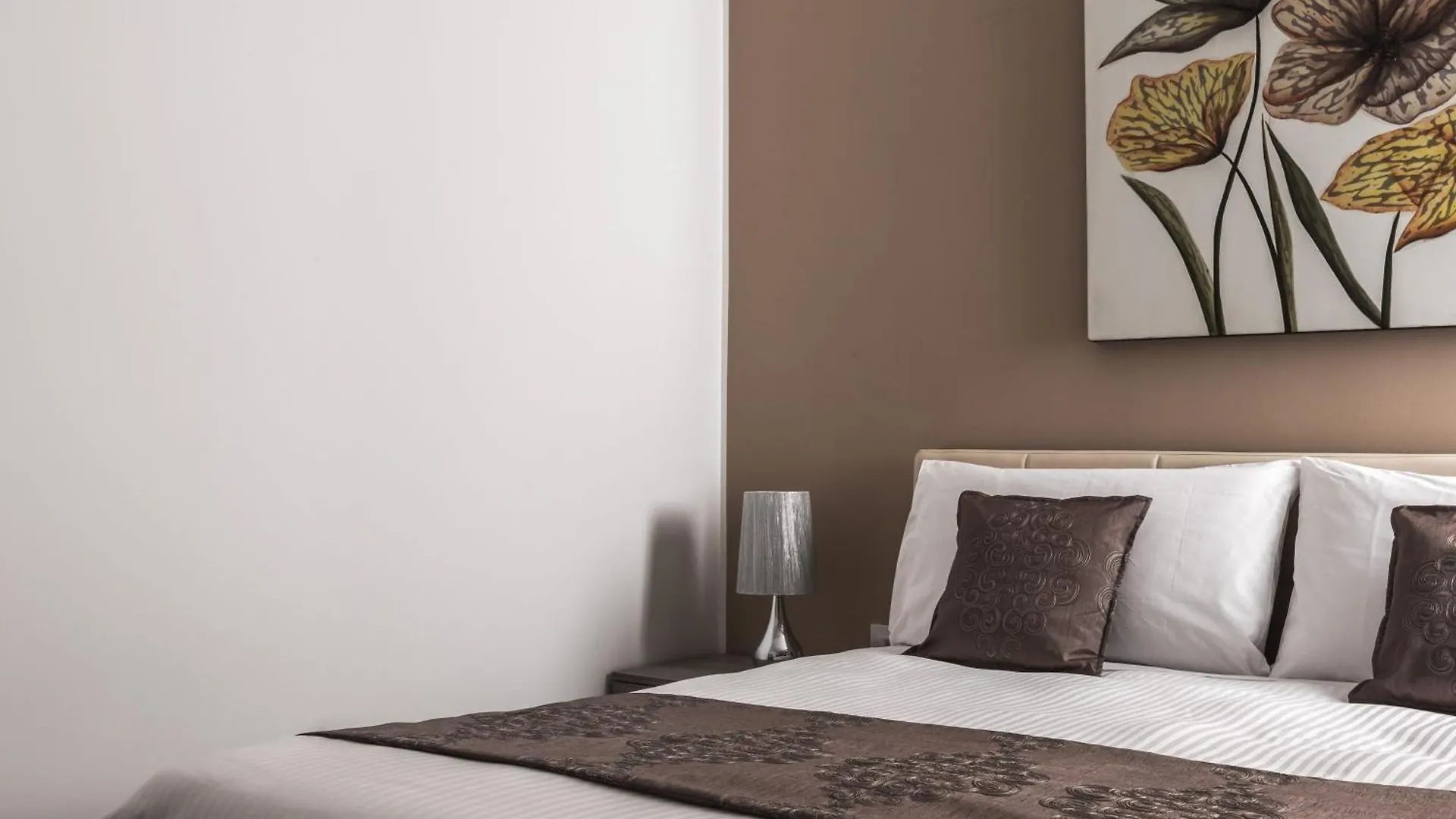 Portside Lodge Marsaskala