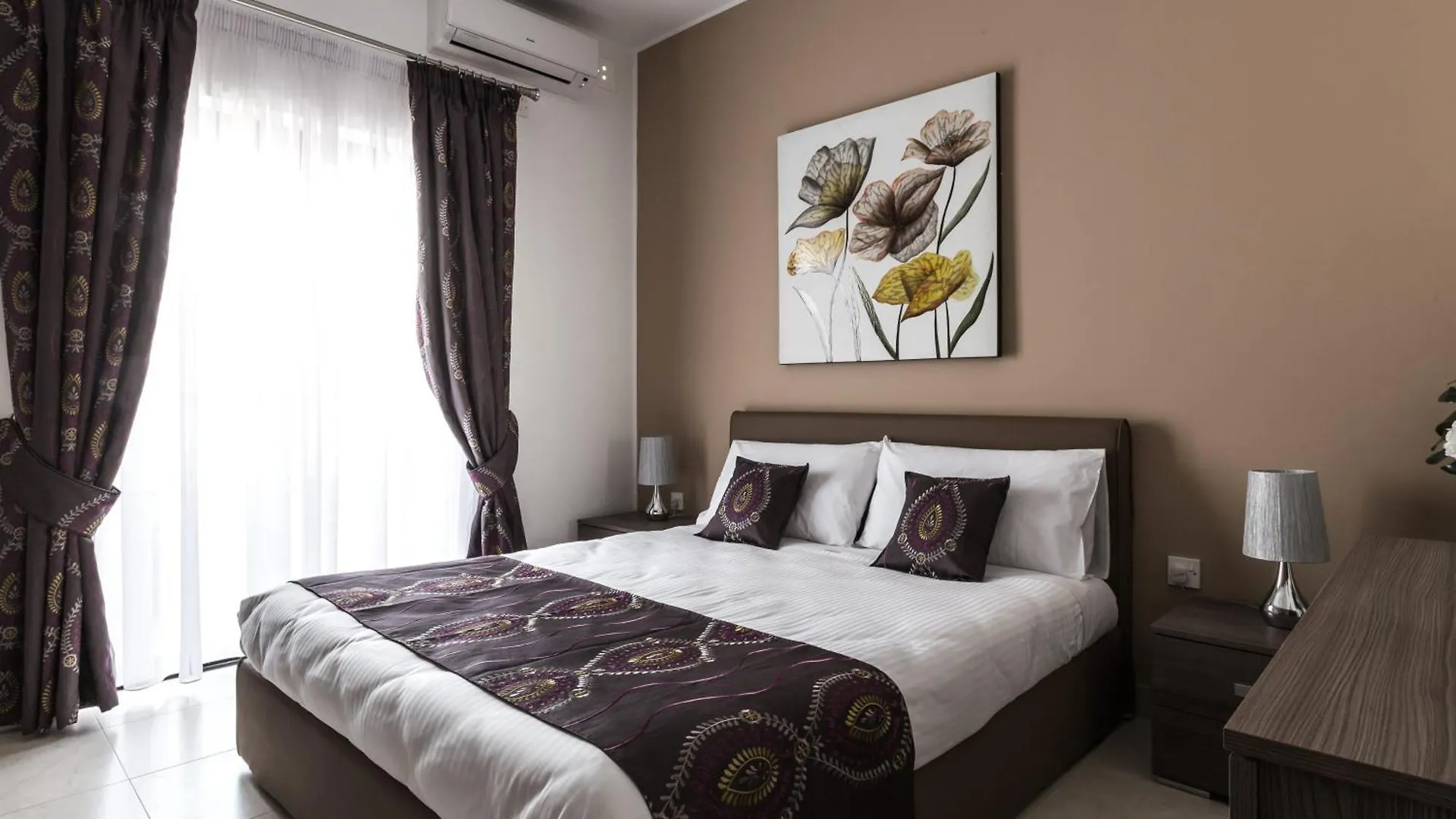 Portside Lodge Marsaskala Apartamento